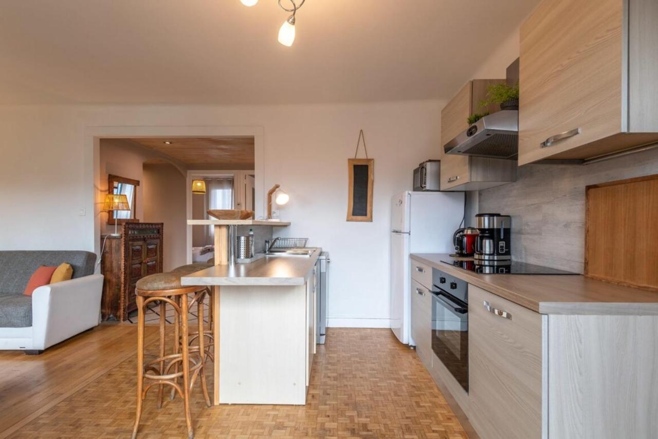 Апартаменти Petit Port Furnished Flat Аннесі Екстер'єр фото