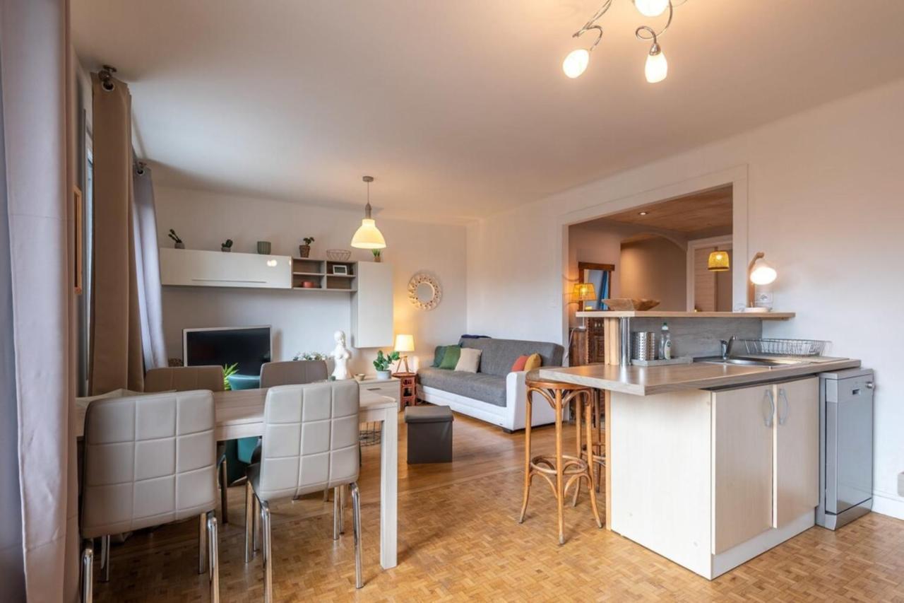 Апартаменти Petit Port Furnished Flat Аннесі Екстер'єр фото